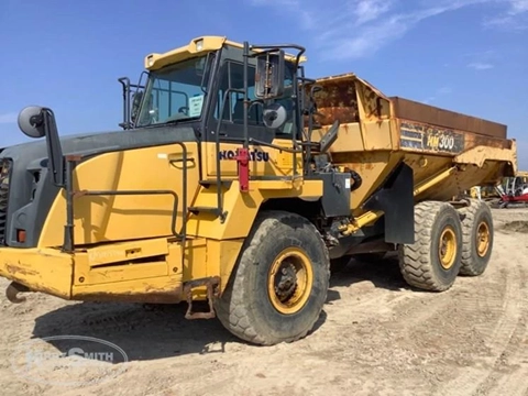 Used Komatsu Dump Truck for Sale